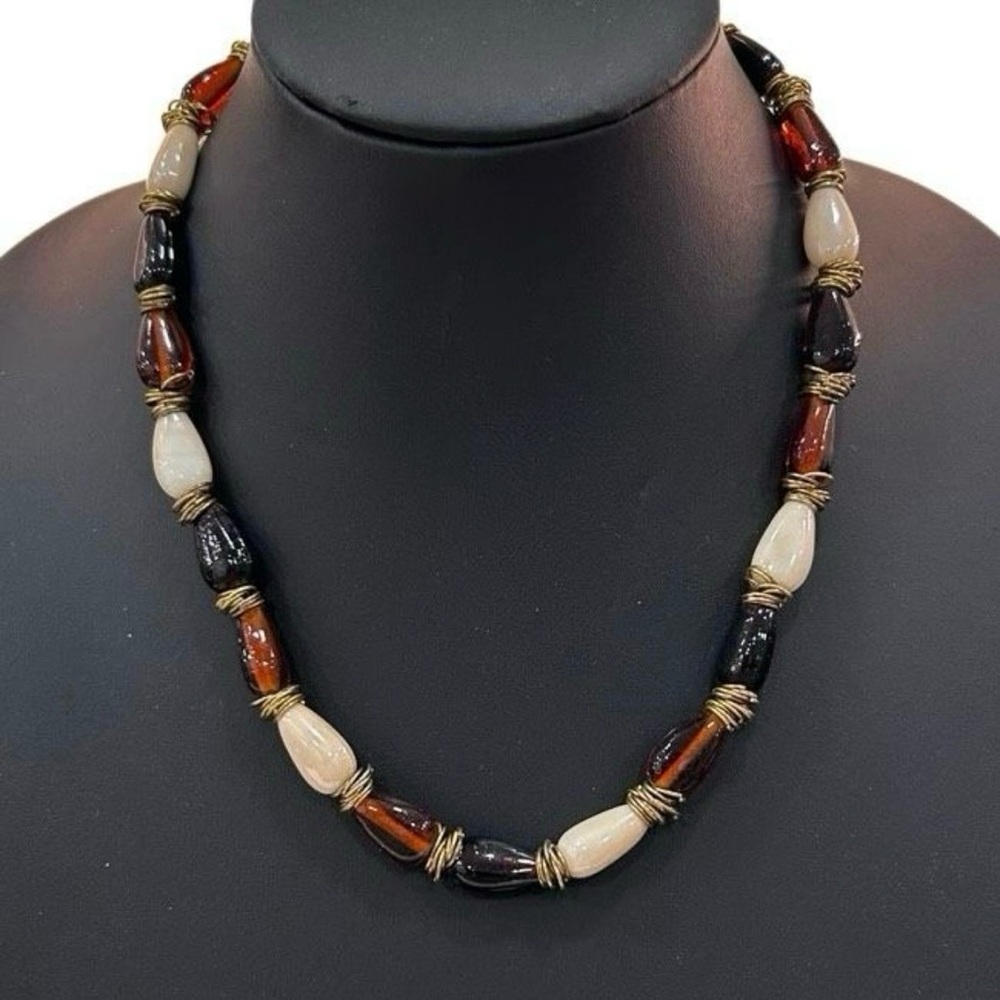 Vtg Southern Beaded Necklace Women's 20"
Brown Multi Teardrop
Shape Glass Beads - Picture 5 of 7